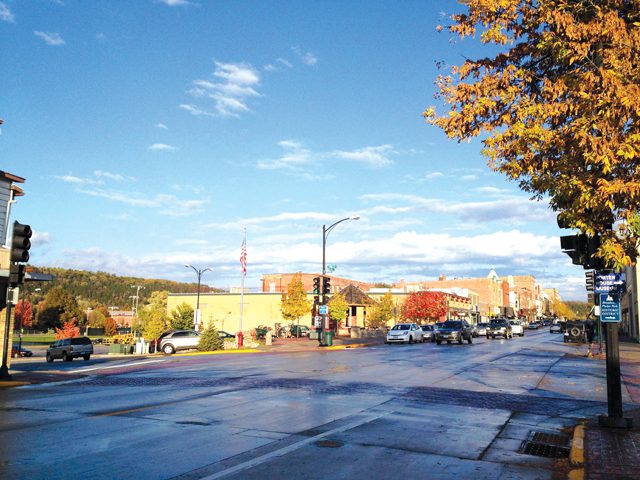 Decorah_Downtown