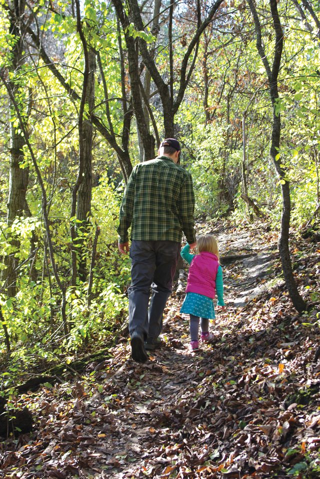 RoxieBenjiHiking2