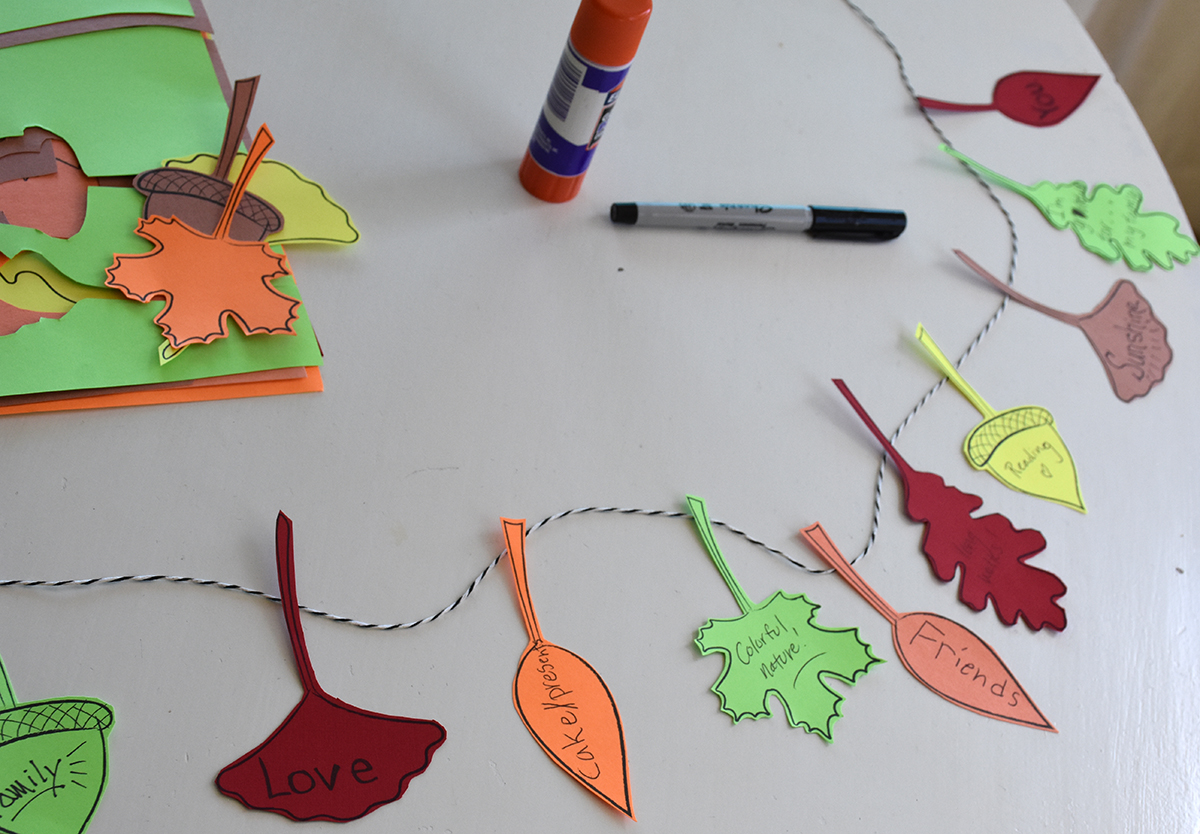 GratitudeGarland4.jpg GratitudeGarland4.jpg