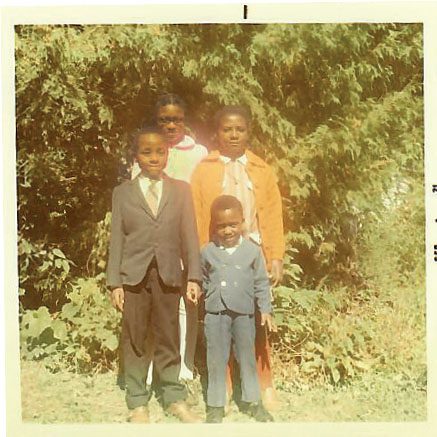 Lee, Hla, Leto and Joy Tlou as children